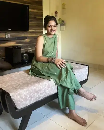 Tundla Call Girls